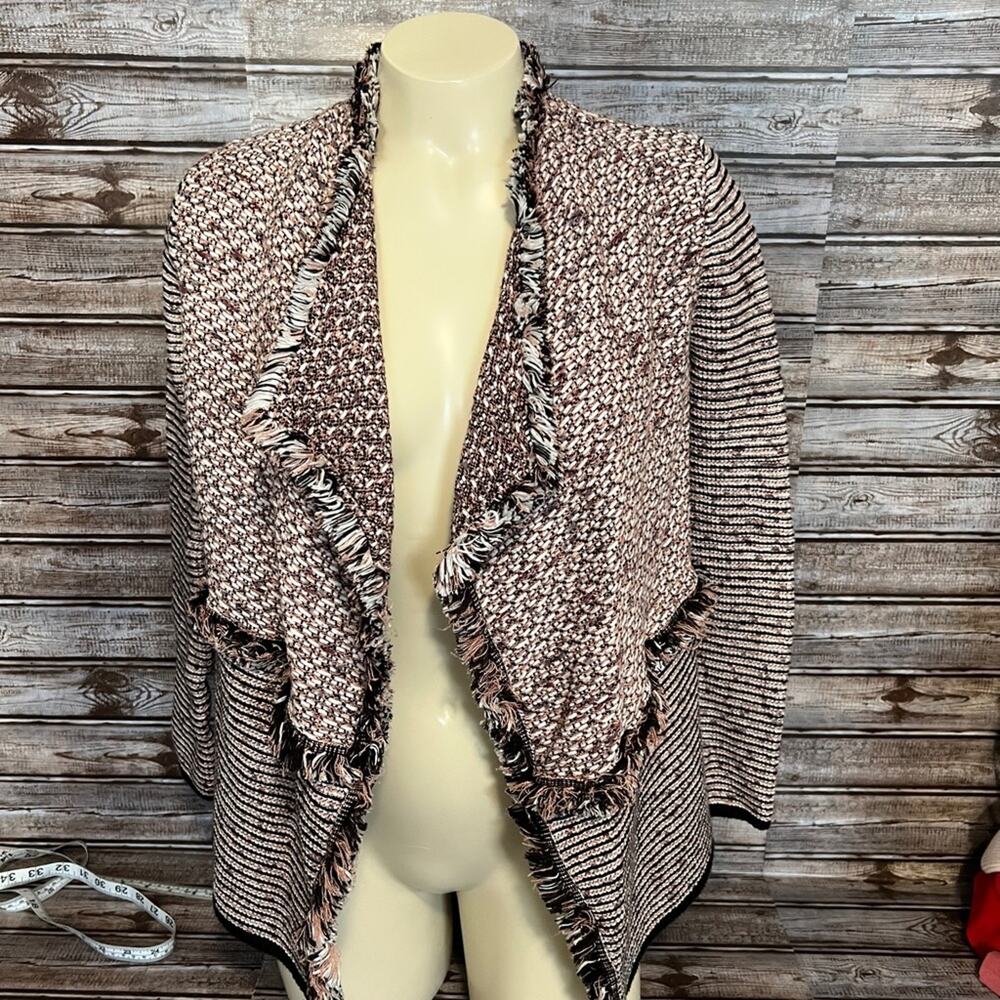 White House Black Market Pink Tweed Style Sweater